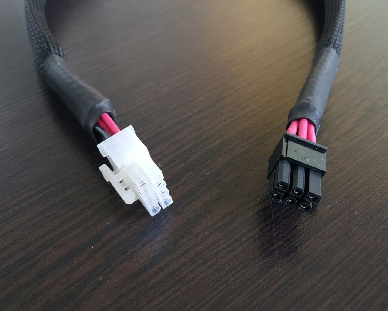 کابل برق کارت گرافیک (Power Adapter Cable)