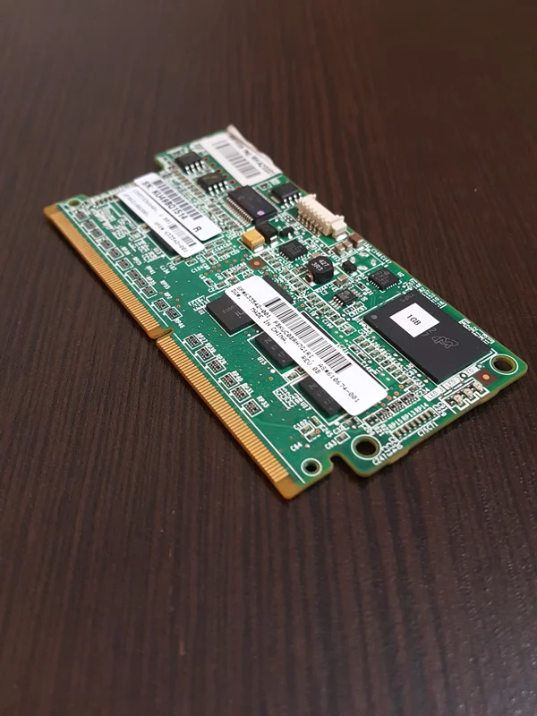 مـــاژول حـافظه کَــش رِیـدکنتــرلر نسل8 ســـرور اچ پی HP 1GB Mini-DIMM  DDR3-1600  P-series Smart Array FBWC Raid-Controller Cache Memory Module (610674-001)